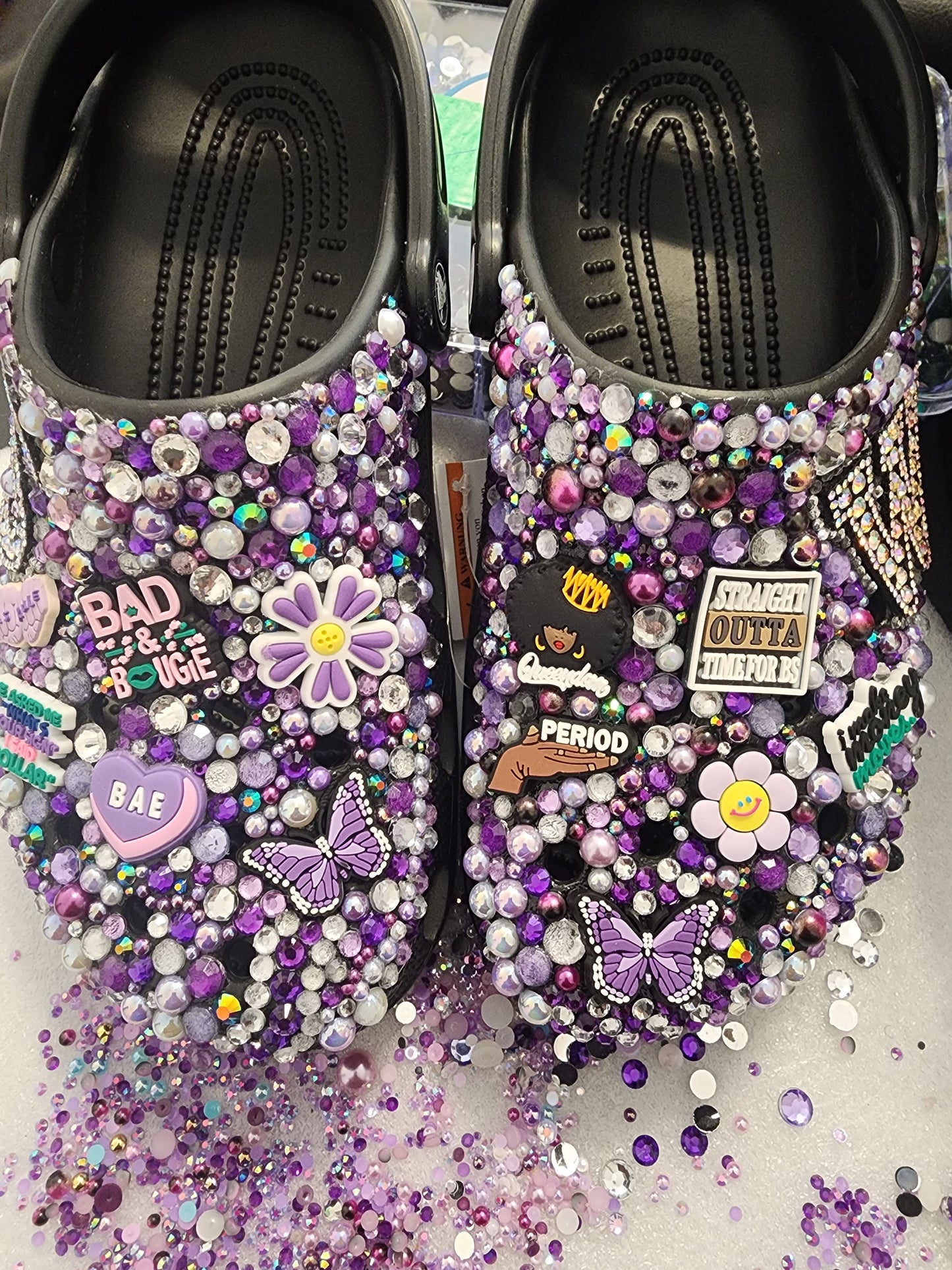 SWAGG CLOGS